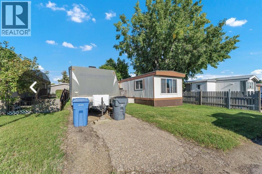 82 ANSON AVENUE SW, MEDICINE HAT, AB T1A 7Z9 - Image 2448786726.jpeg?d=l