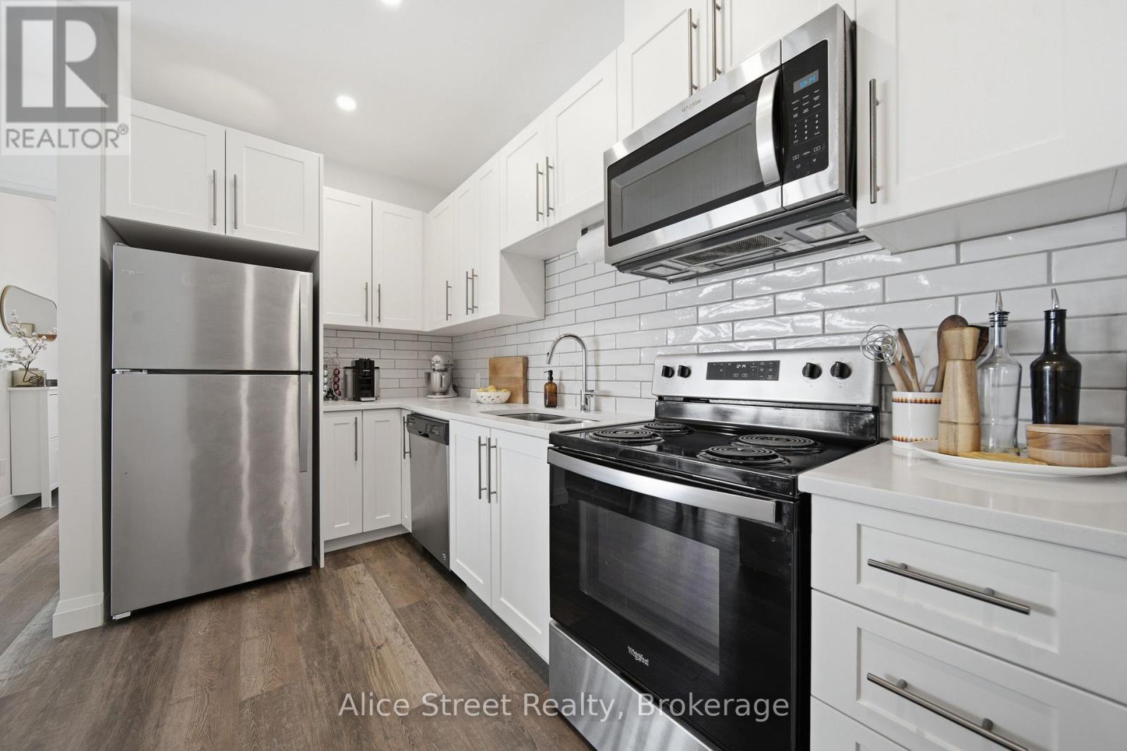 202 - 332 GOSLING GARDENS, GUELPH GARDENS