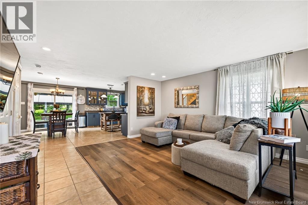 287 Manon Street - Photo 3
