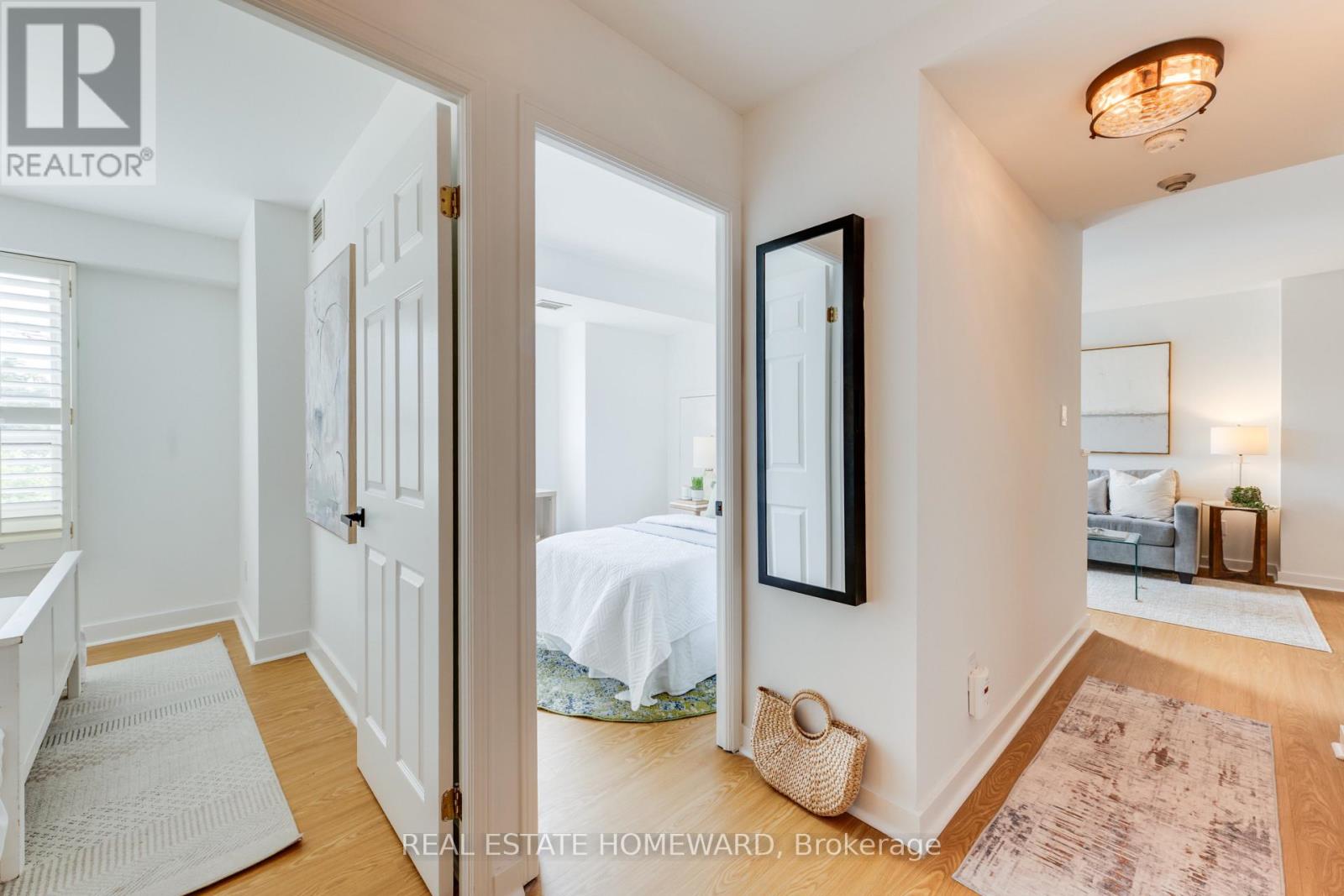 304 - 716 KINGSTON ROAD