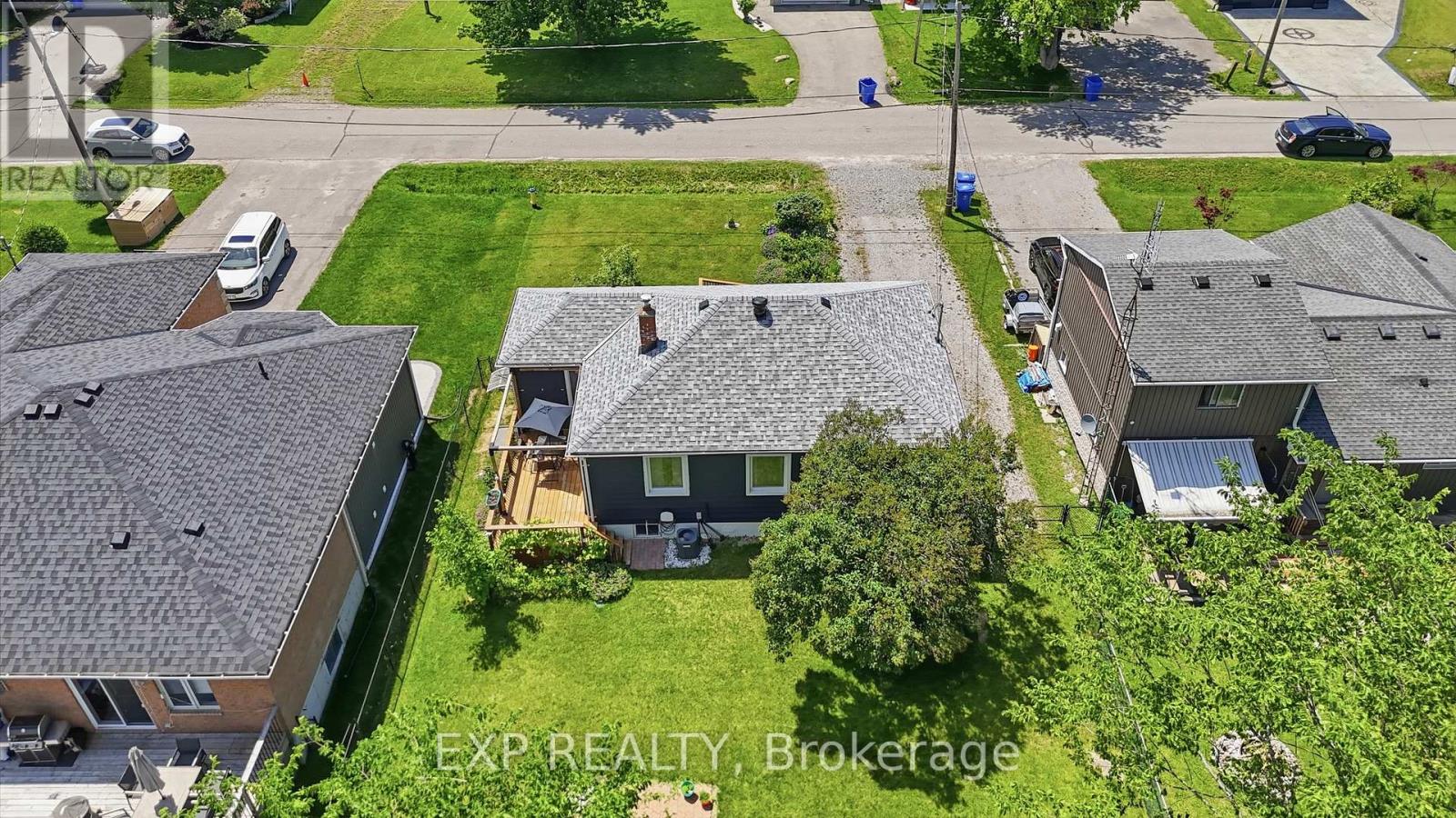 833 ELMWOOD ROAD