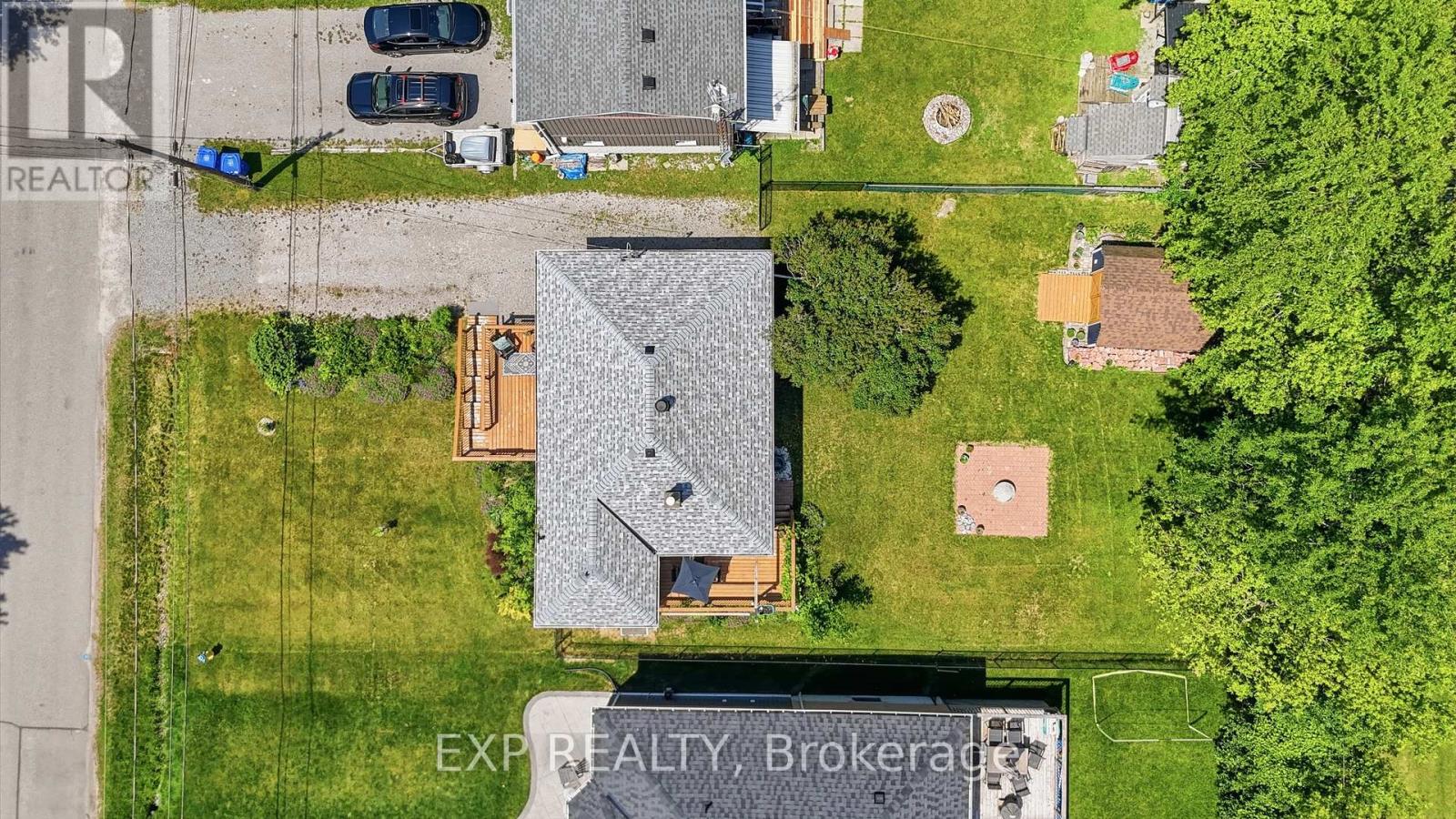 833 ELMWOOD ROAD