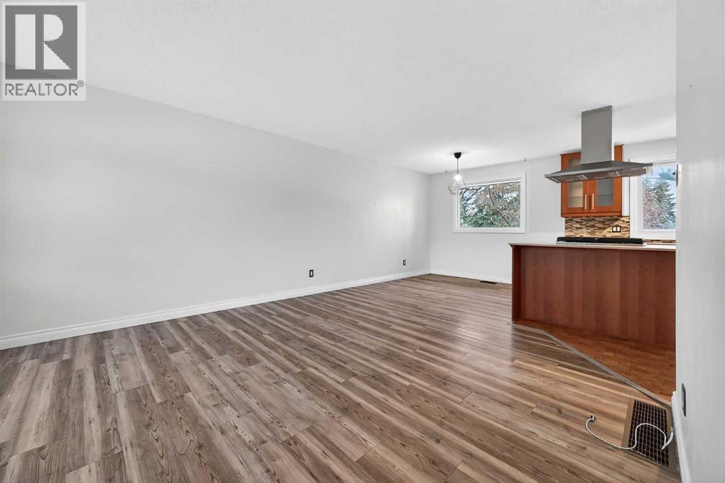 81 Westminster Drive SW