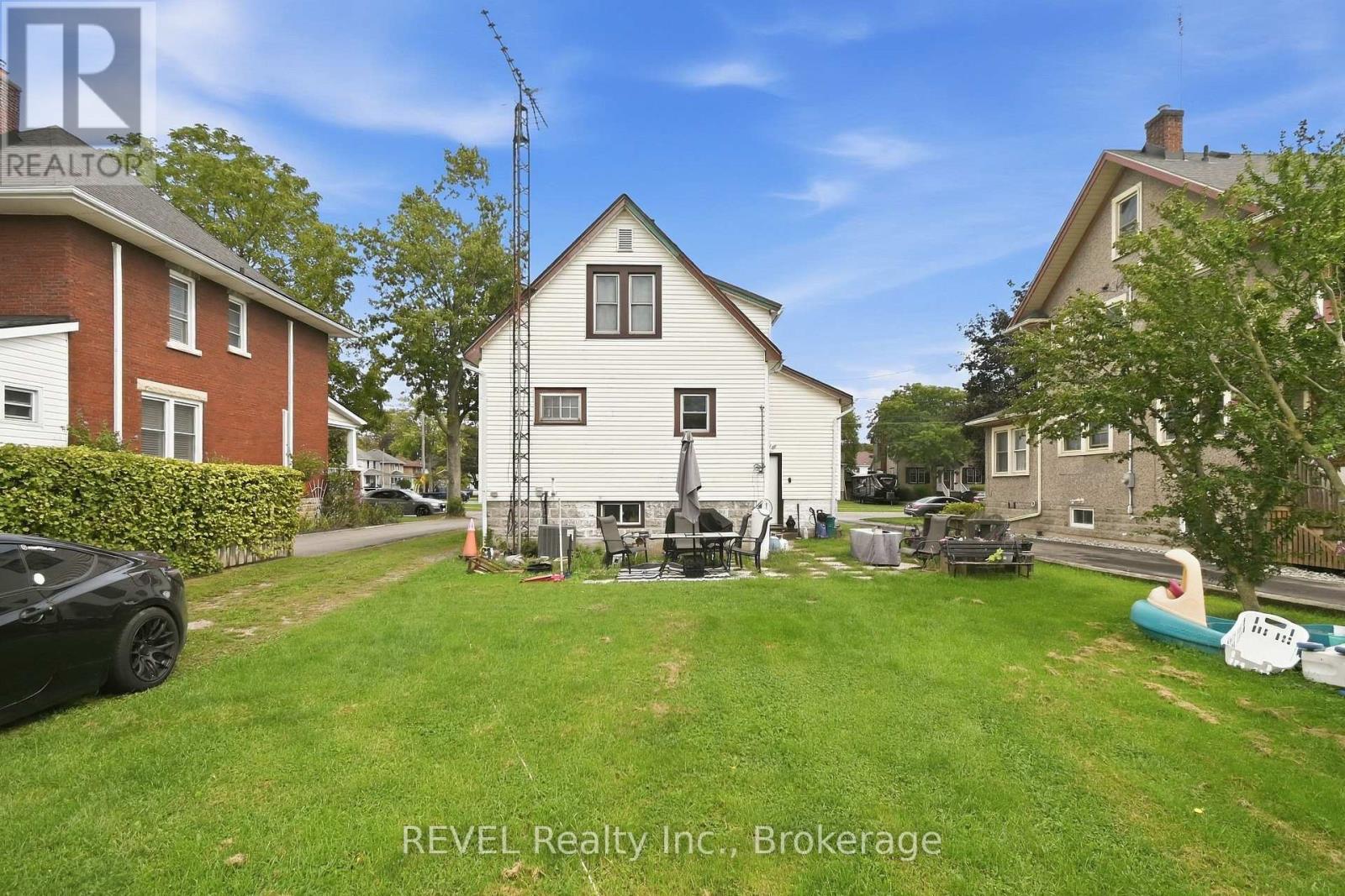 116 STEELE STREET