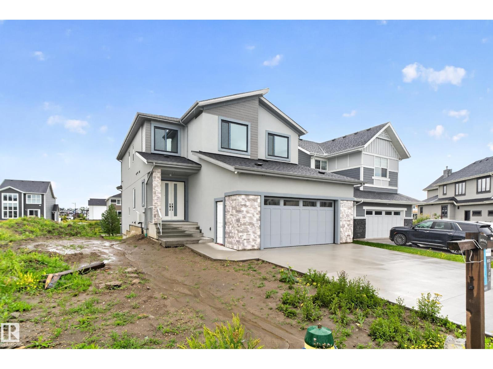 132 EDGEWATER CI