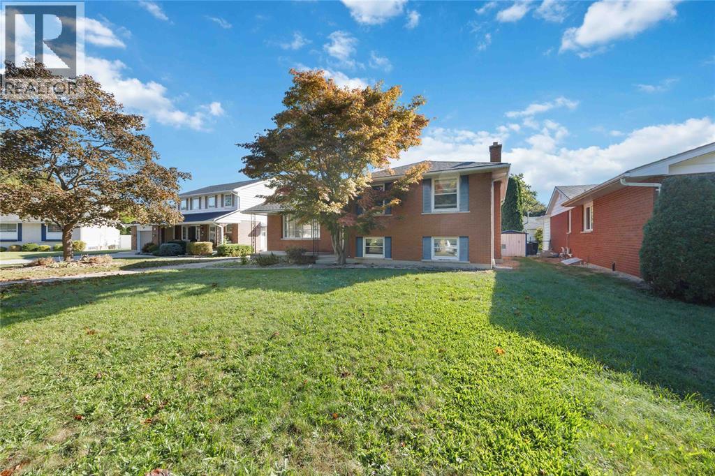 986 Alder CRESCENT