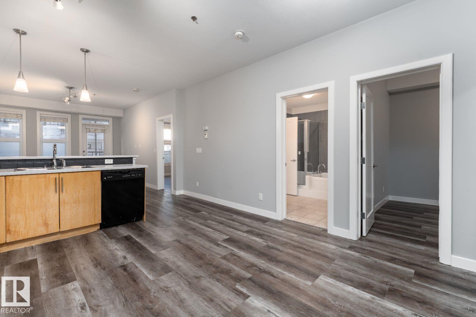 #106 10808 71 AV NW