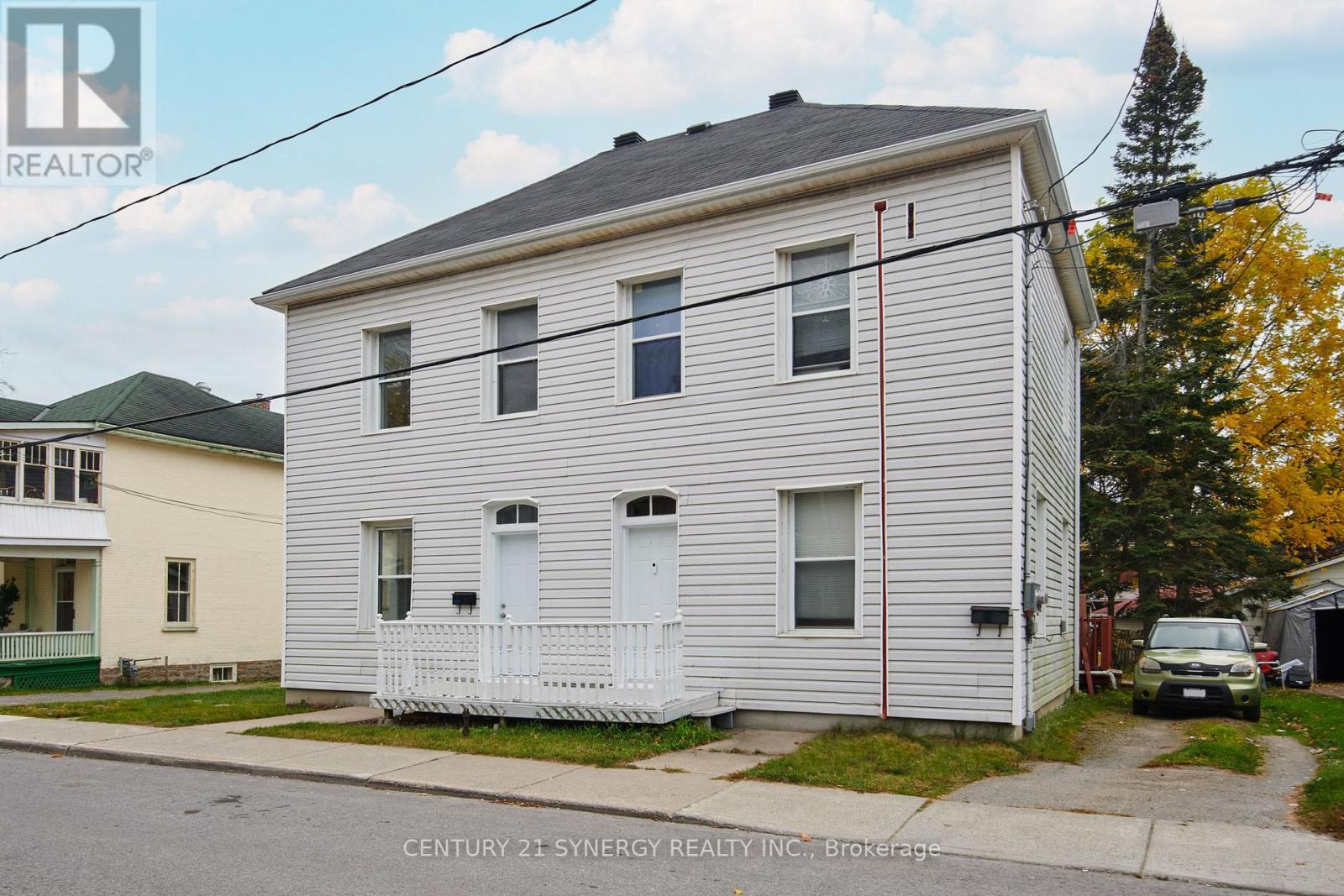 154-156 BECKWITH STREET N