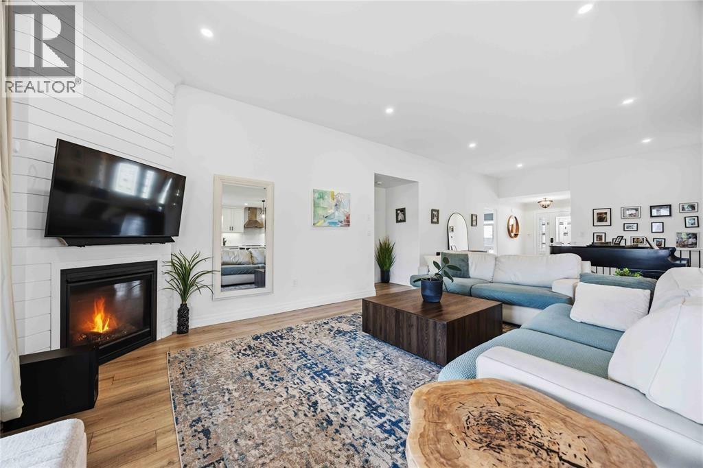 3939 ARIE COURT