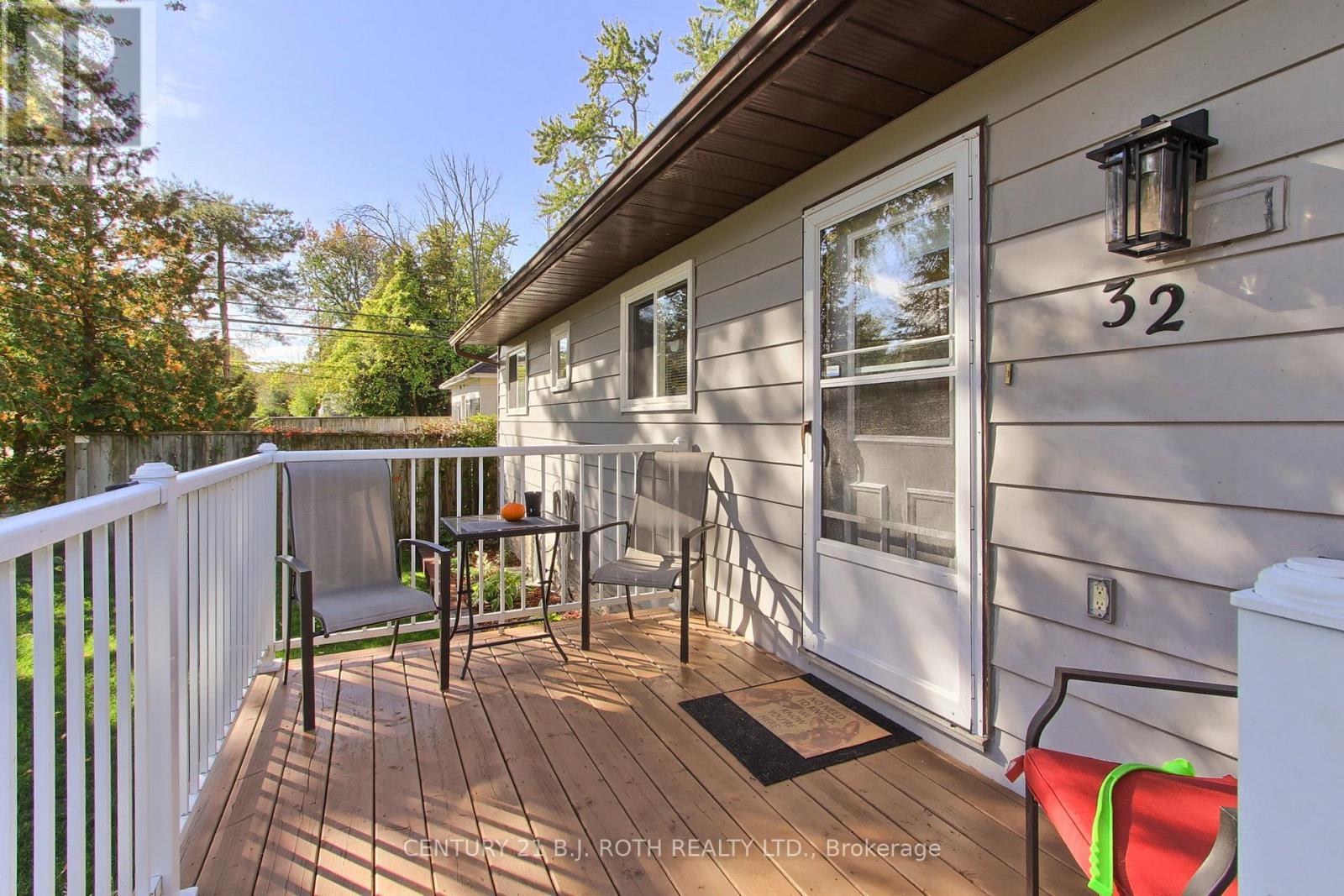32 FRANKLIN BEACH ROAD