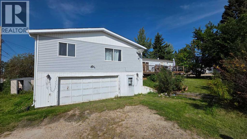 517 3RD AVENUE, FOX CREEK, AB T0H 1P0 - Image 2409687461.jpeg?d=l
