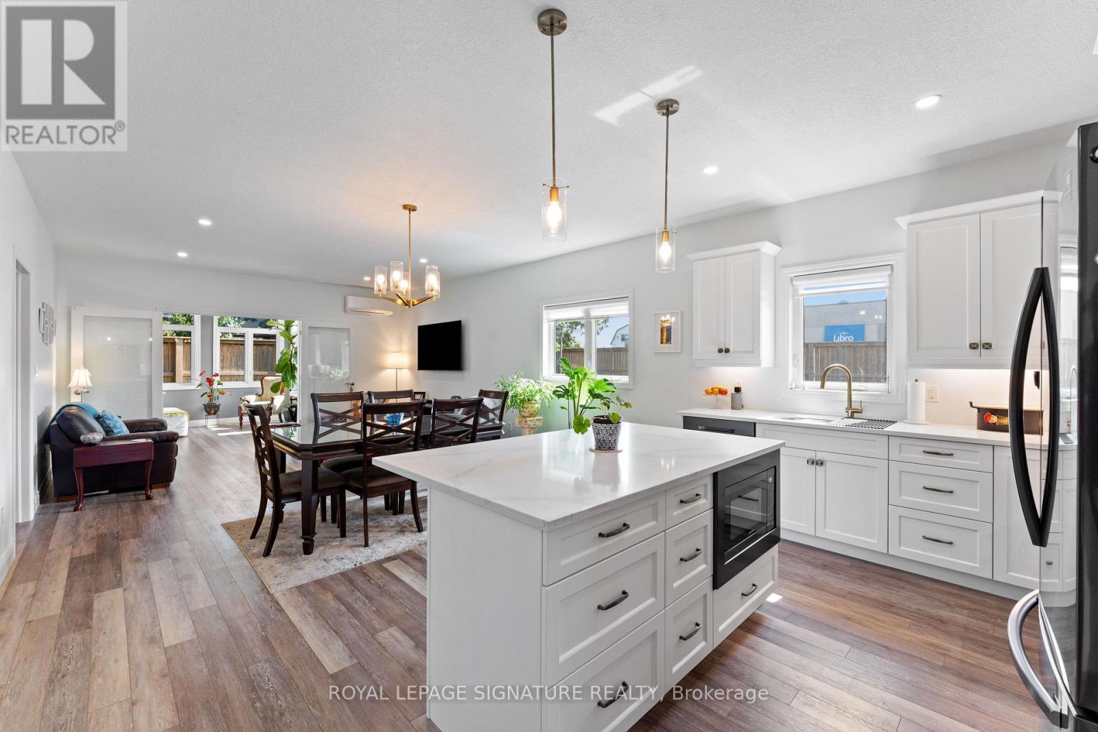 61 - 375 MITCHELL ROAD S