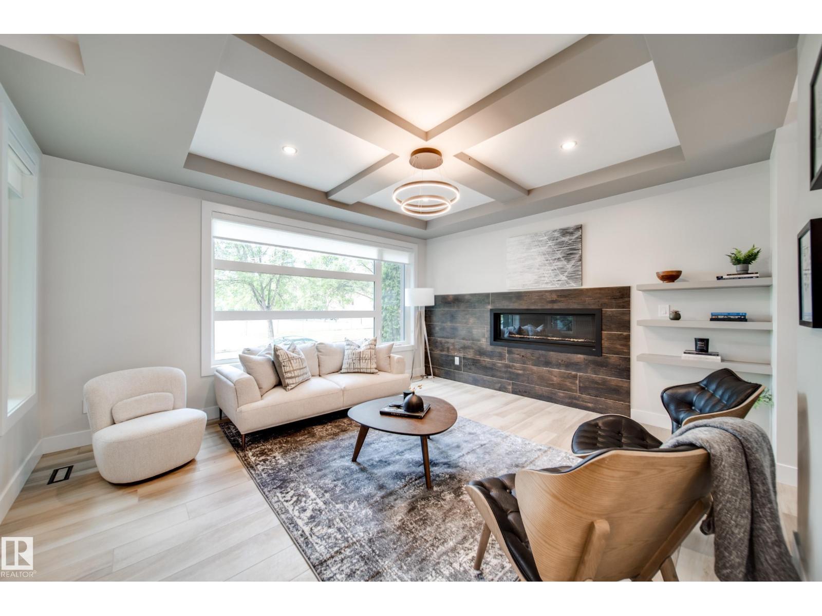 9625 101 ST NW