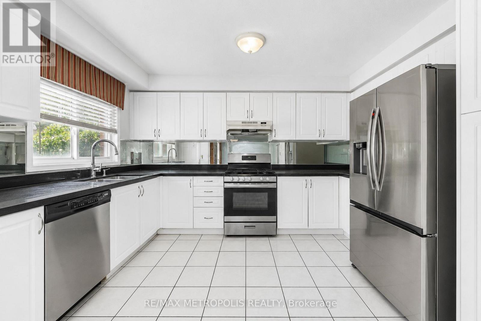 58 DUNWELL CRESCENT