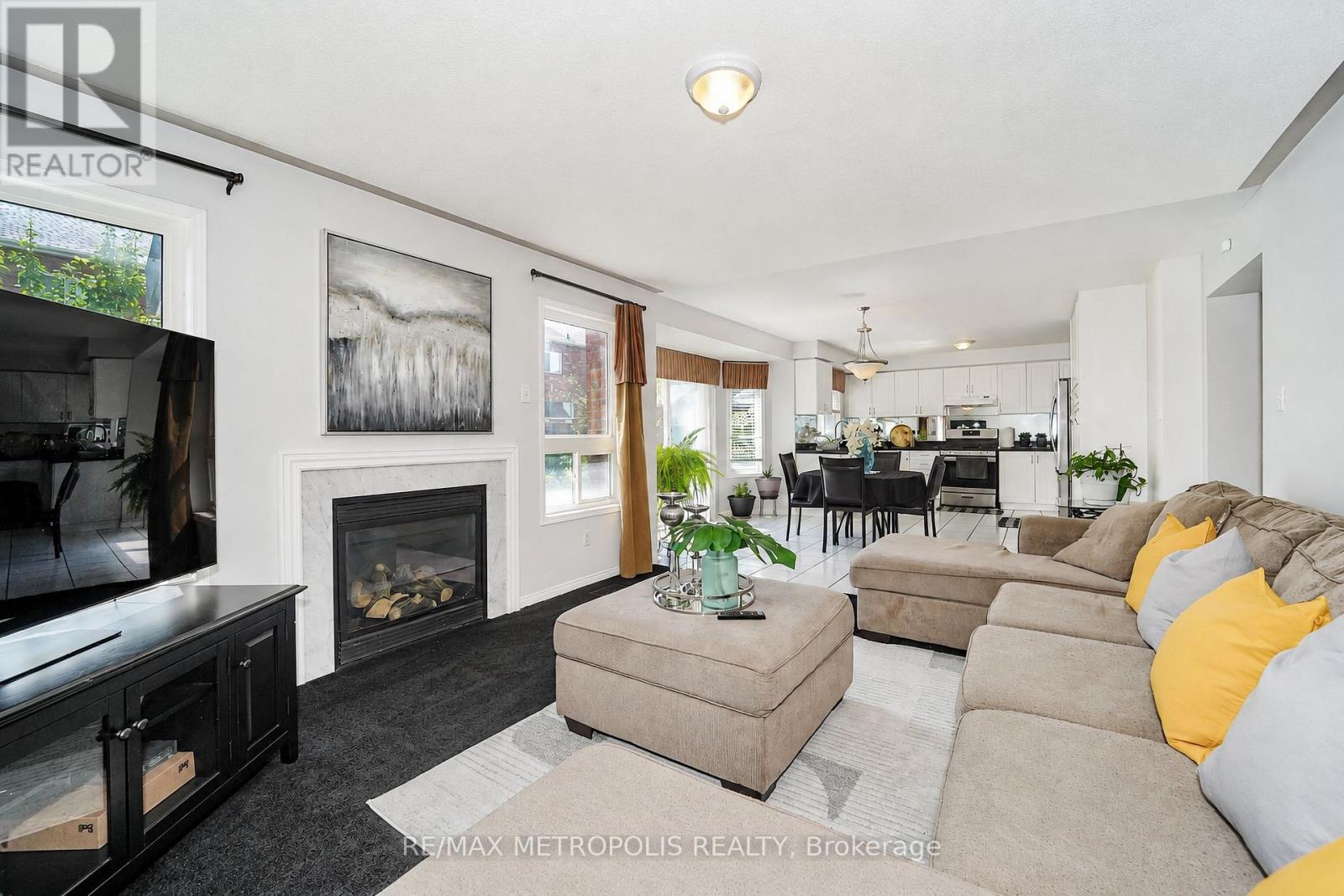 58 DUNWELL CRESCENT
