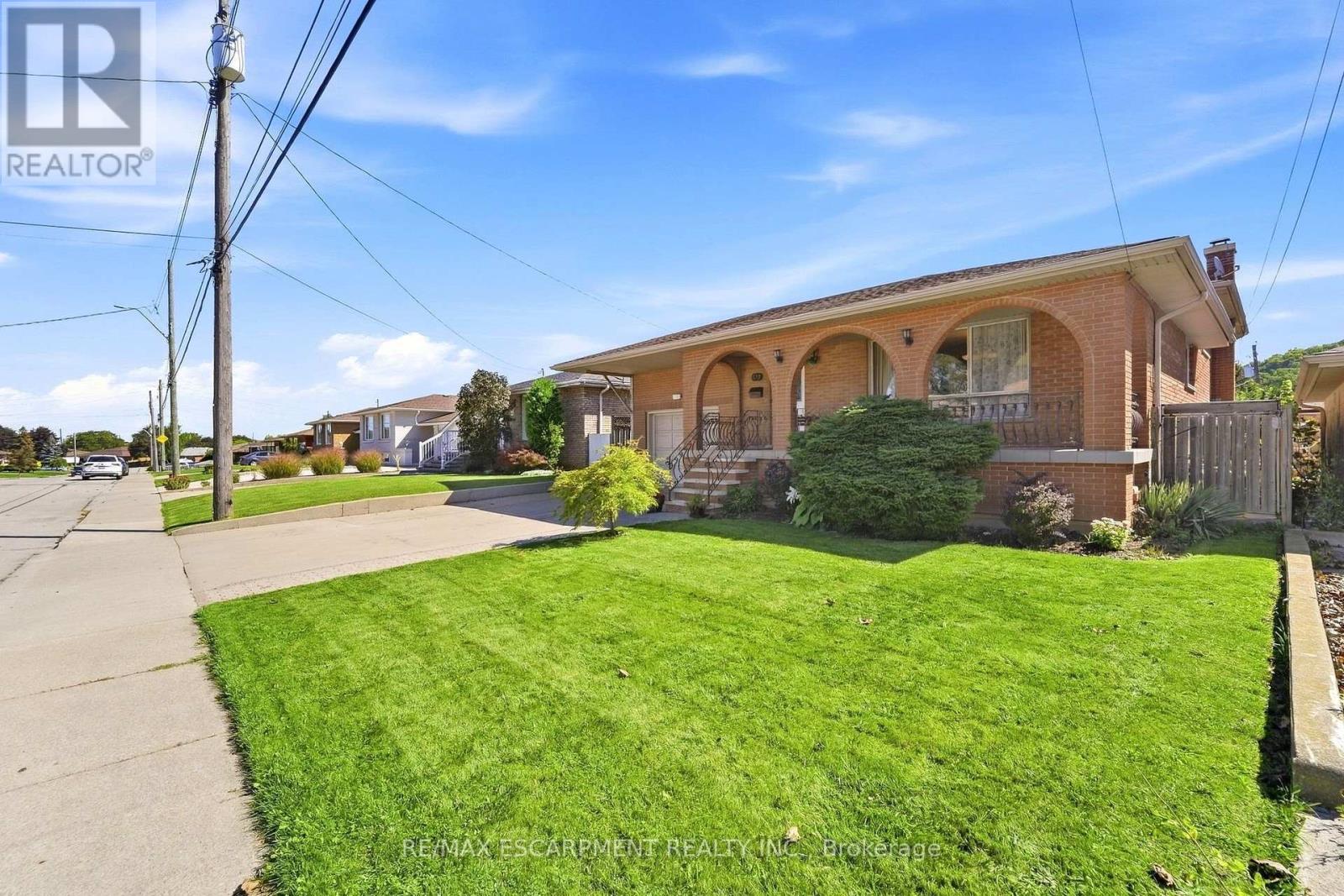 139 GLEN VALLEY DRIVE