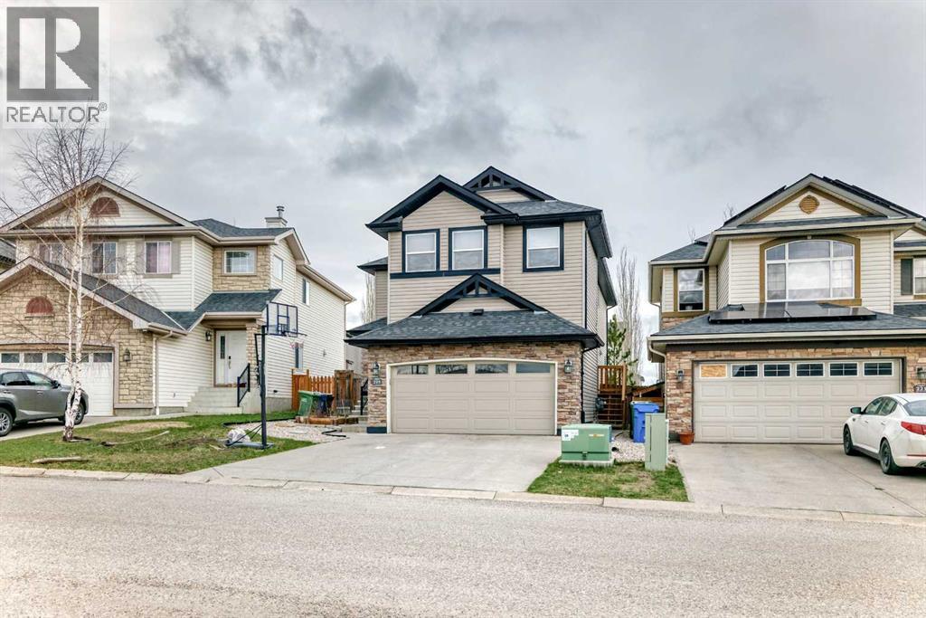 225 Kincora Heights NW