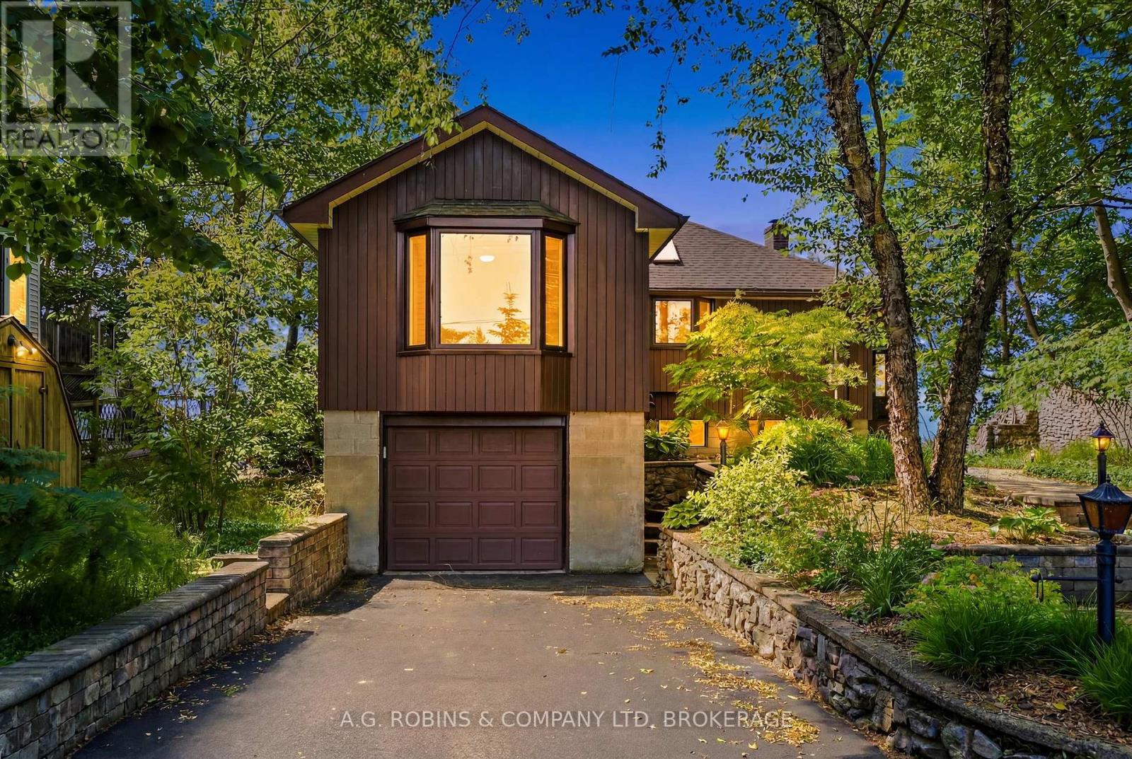 10599 LAKESHORE ROAD