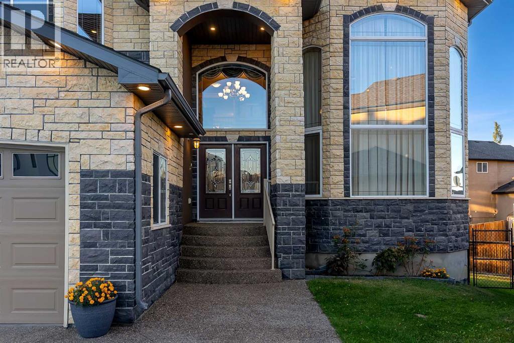 220 East Lakeview Place