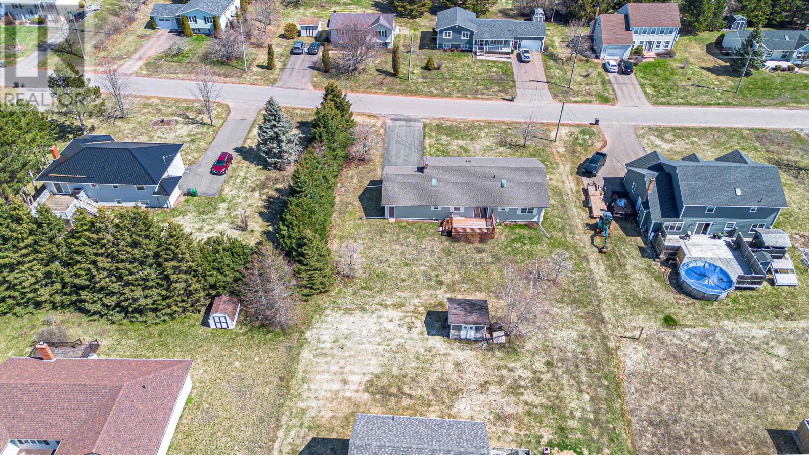 13 CAMBRIDGE Drive - Photo 4