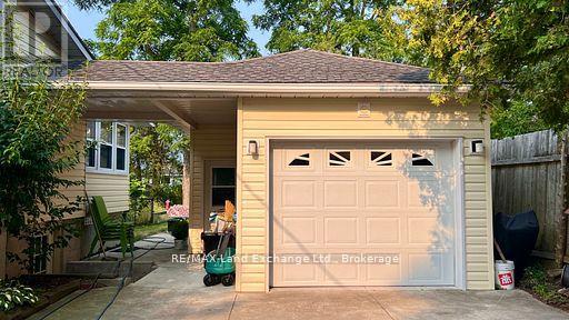 213 HURON ROAD