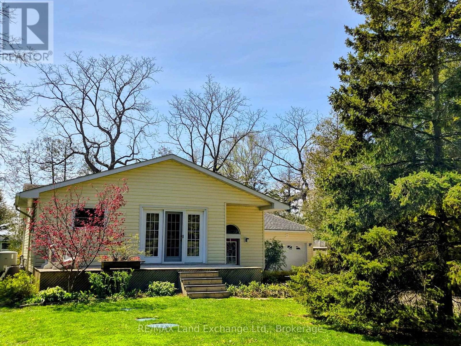 213 HURON ROAD