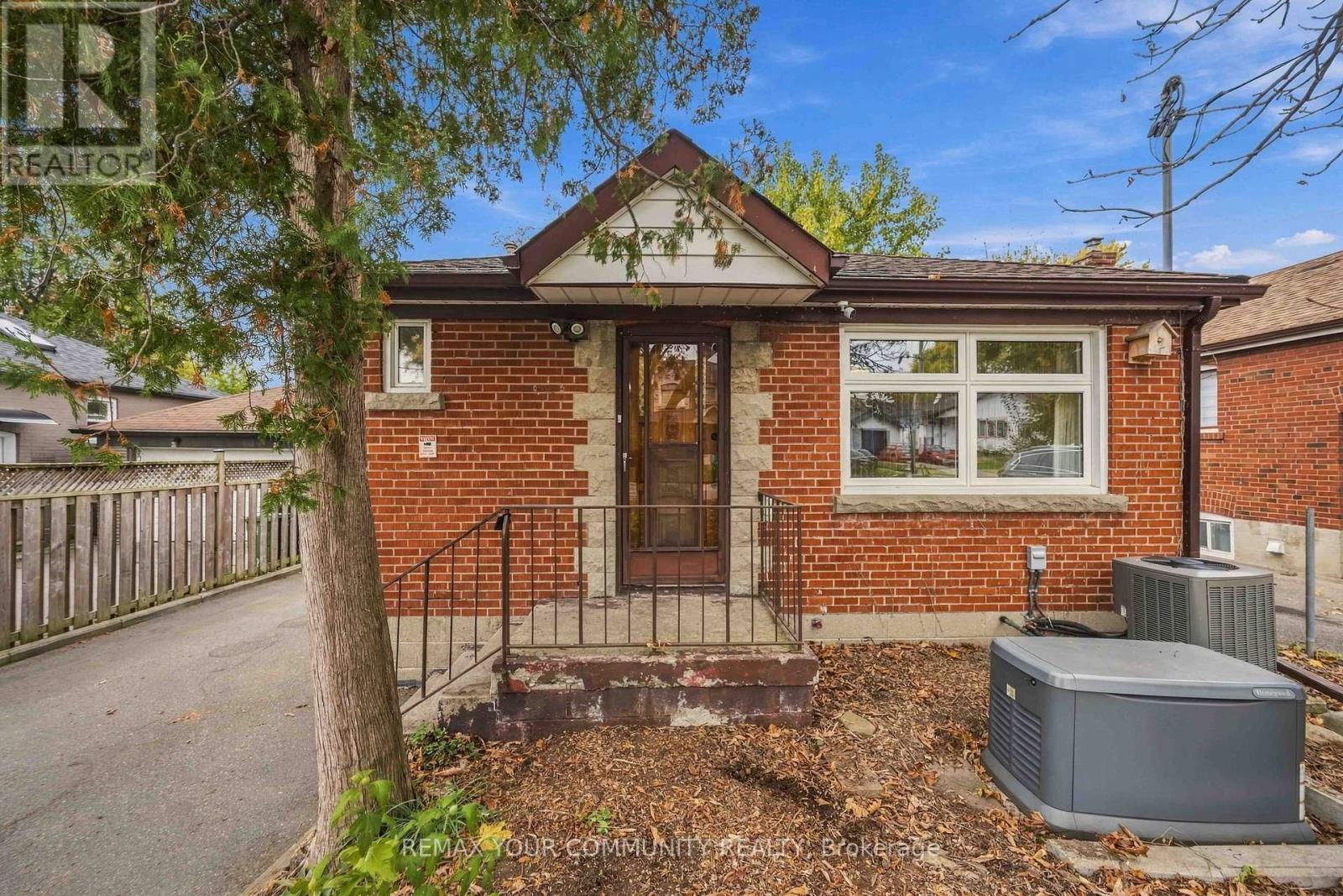 4 WALTONICE ROAD