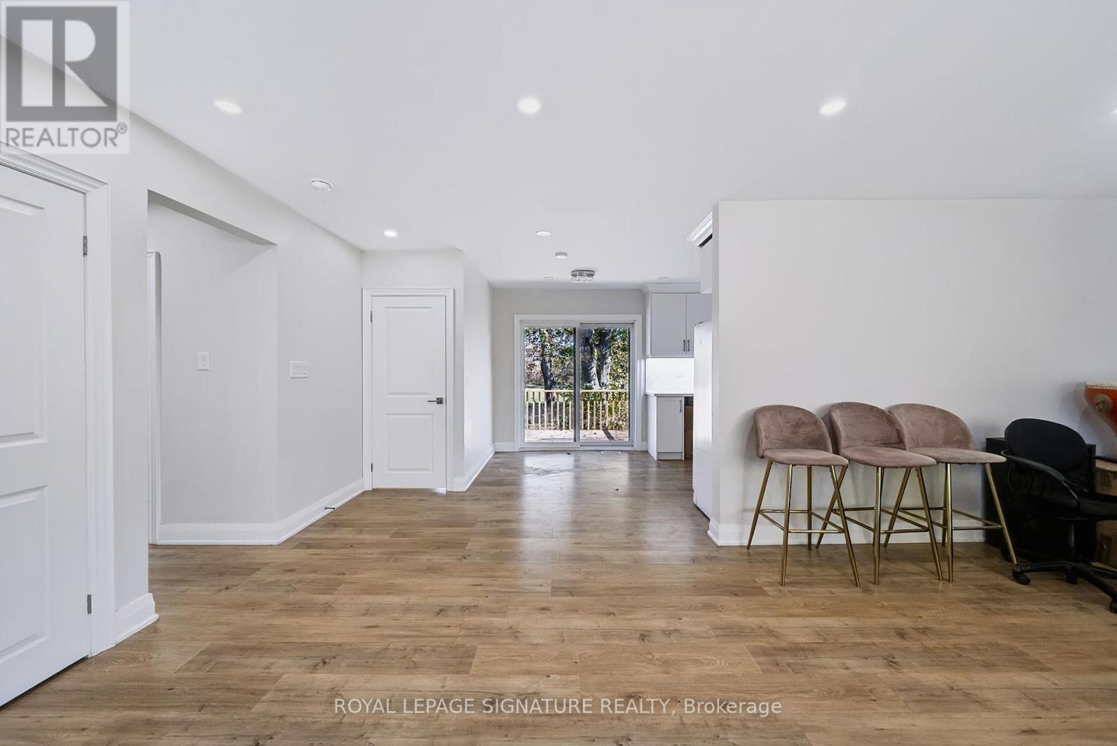 120 EARLTON ROAD