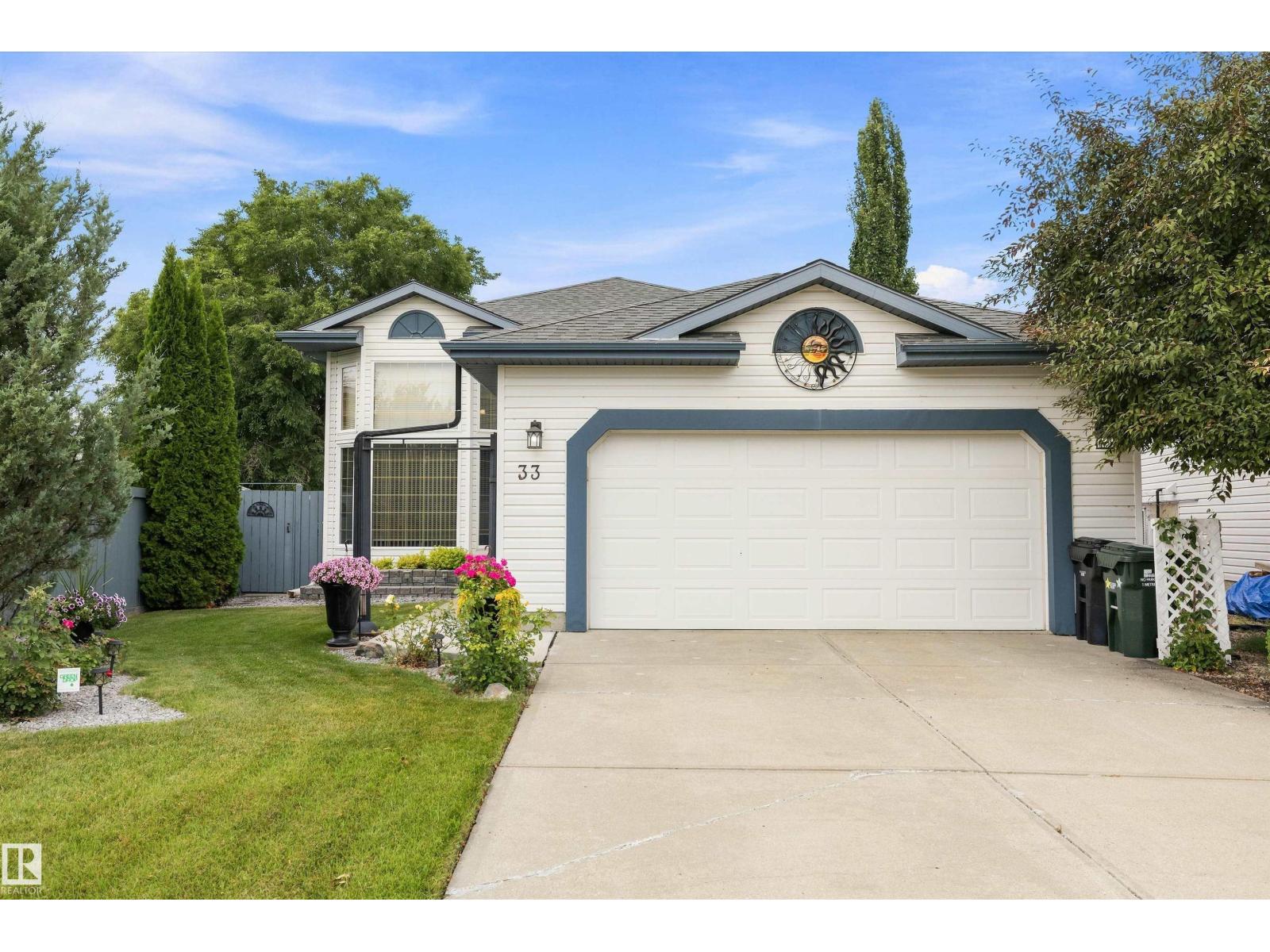 33 DORIAN WY