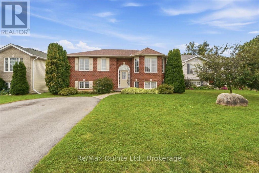 6 CHISHOLM SQUARE, BELLEVILLE (BELLEVILLE WARD), ON K8N 5Z4 - Image 854761692.jpeg?d=l