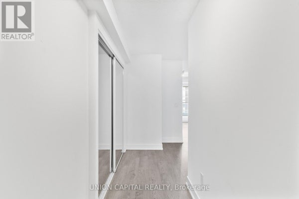 2326 - 9 Mabelle Ave, Toronto (Islington-City Centre West), ON 4