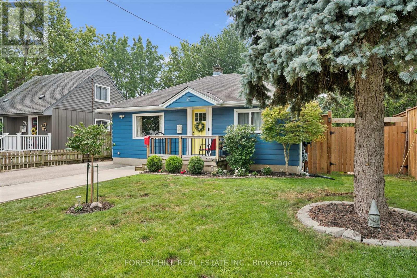 22 SLEEMAN AVENUE