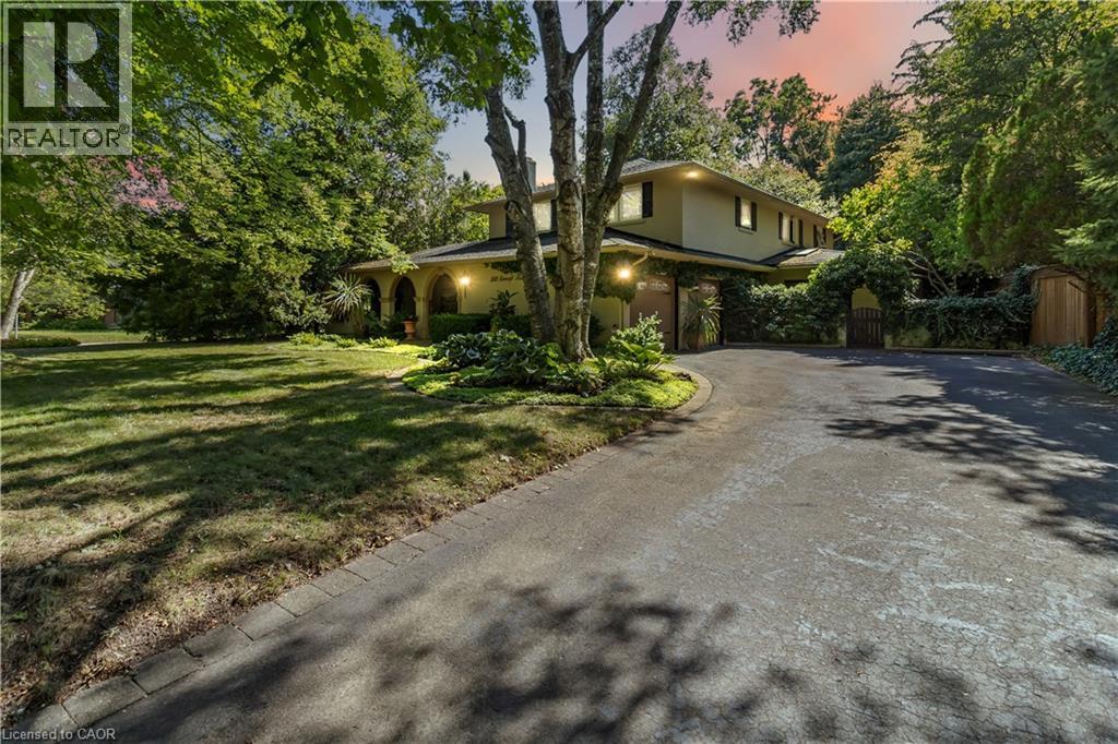 150 CAIRNCROFT Road