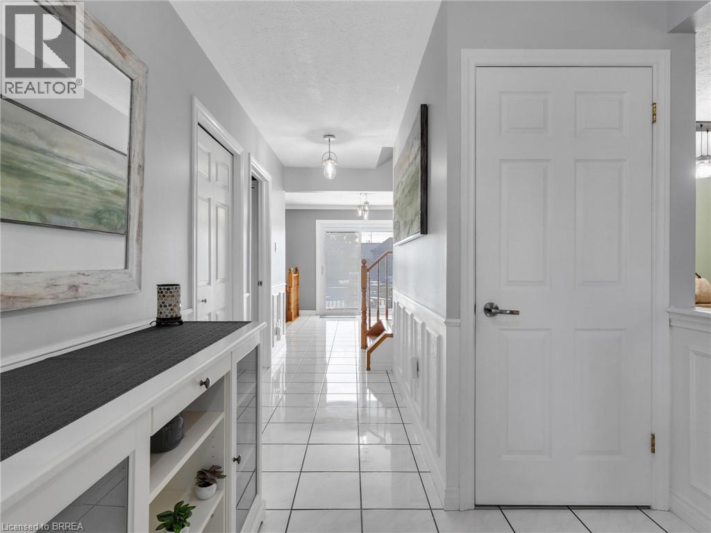42 EMIDIO Crescent