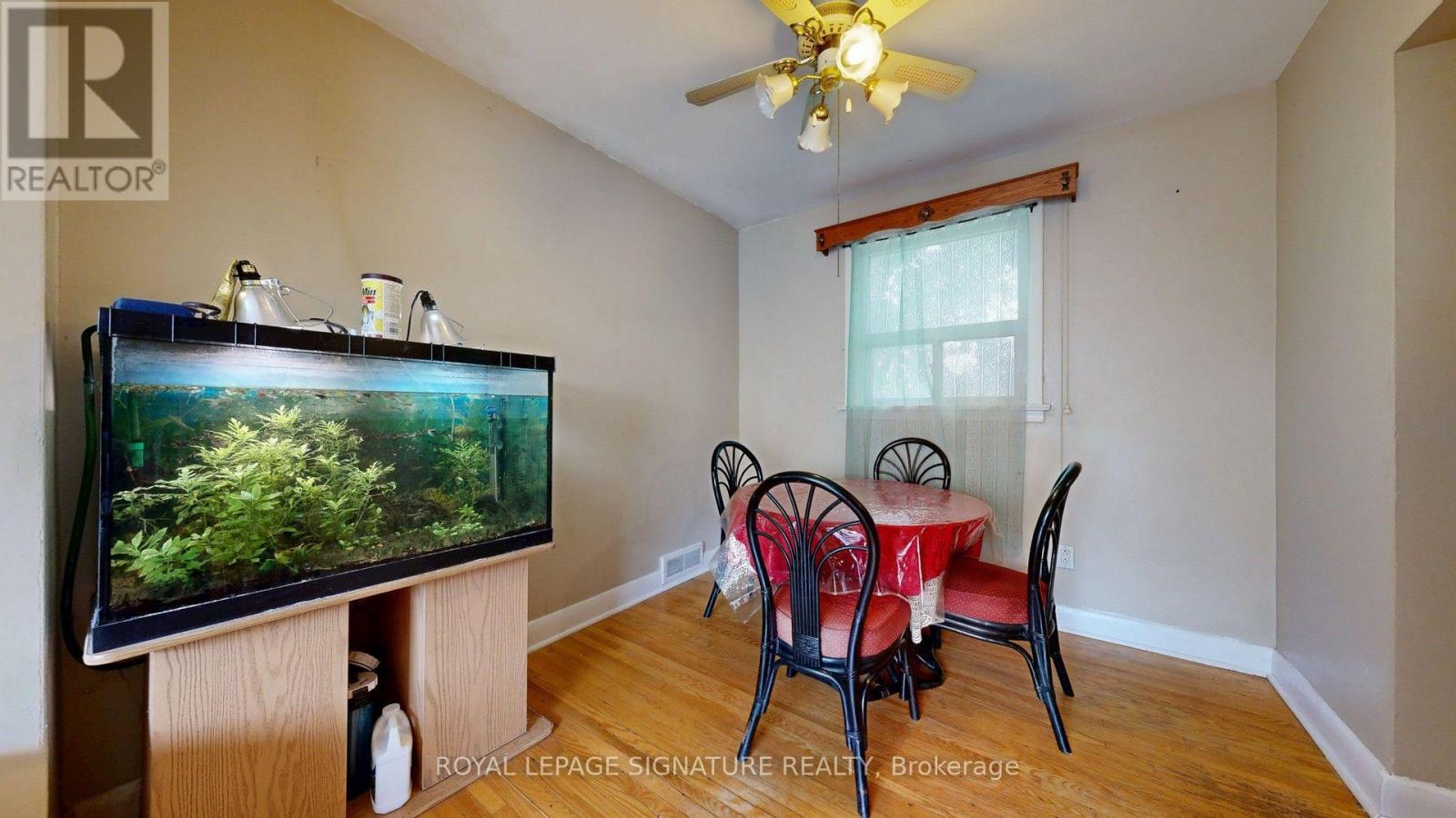256 FERRIS ROAD