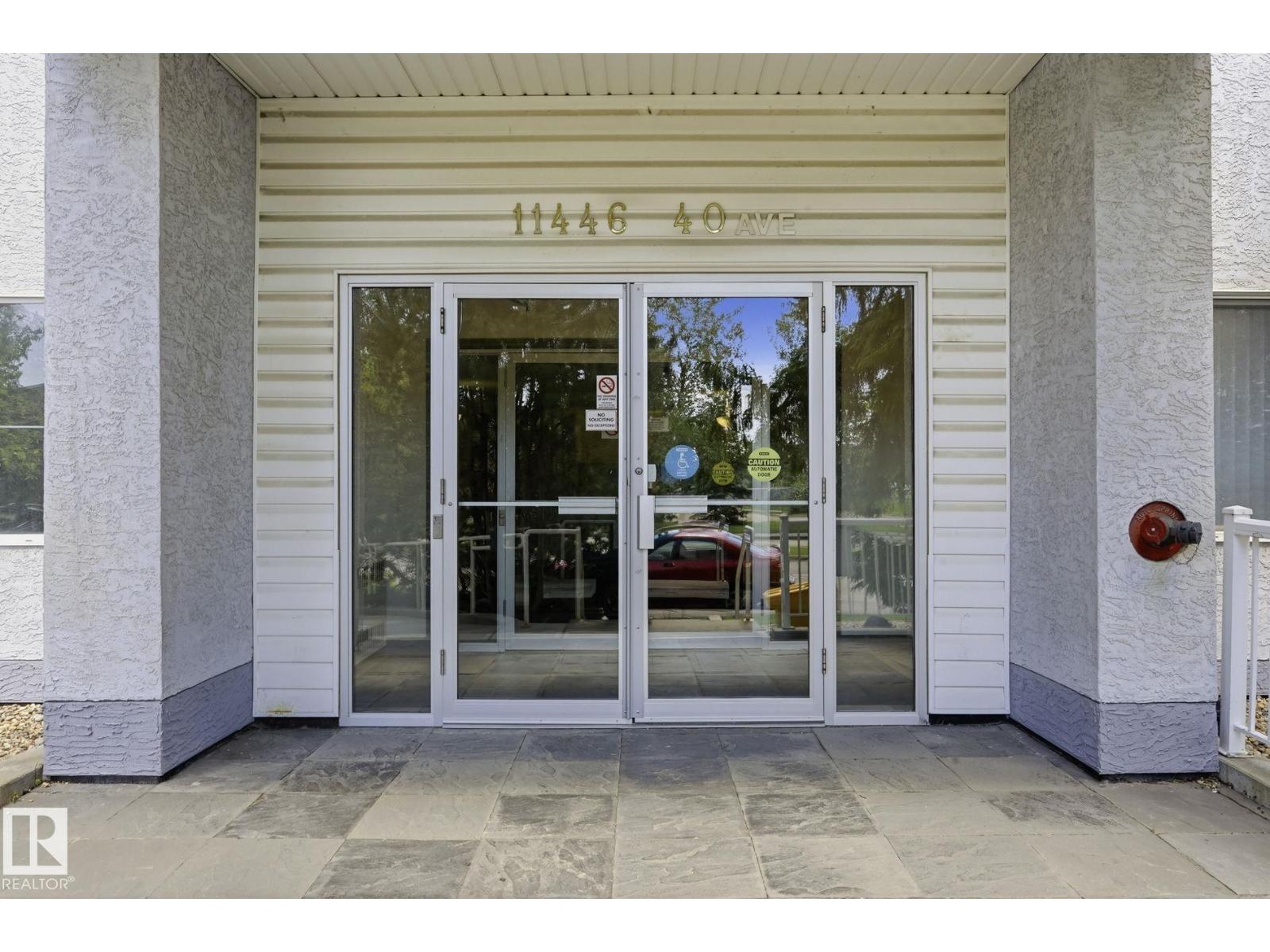 #105 11446 40 AV NW NW
