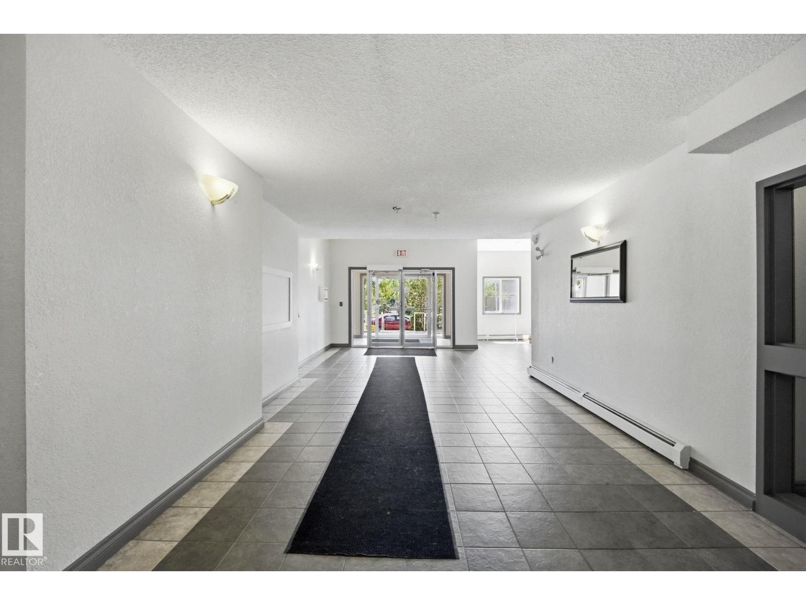 #105 11446 40 AV NW NW