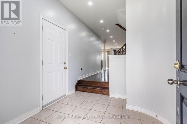 61 Bushmill Cir, Brampton (Fletcher'S Meadow), ON 3