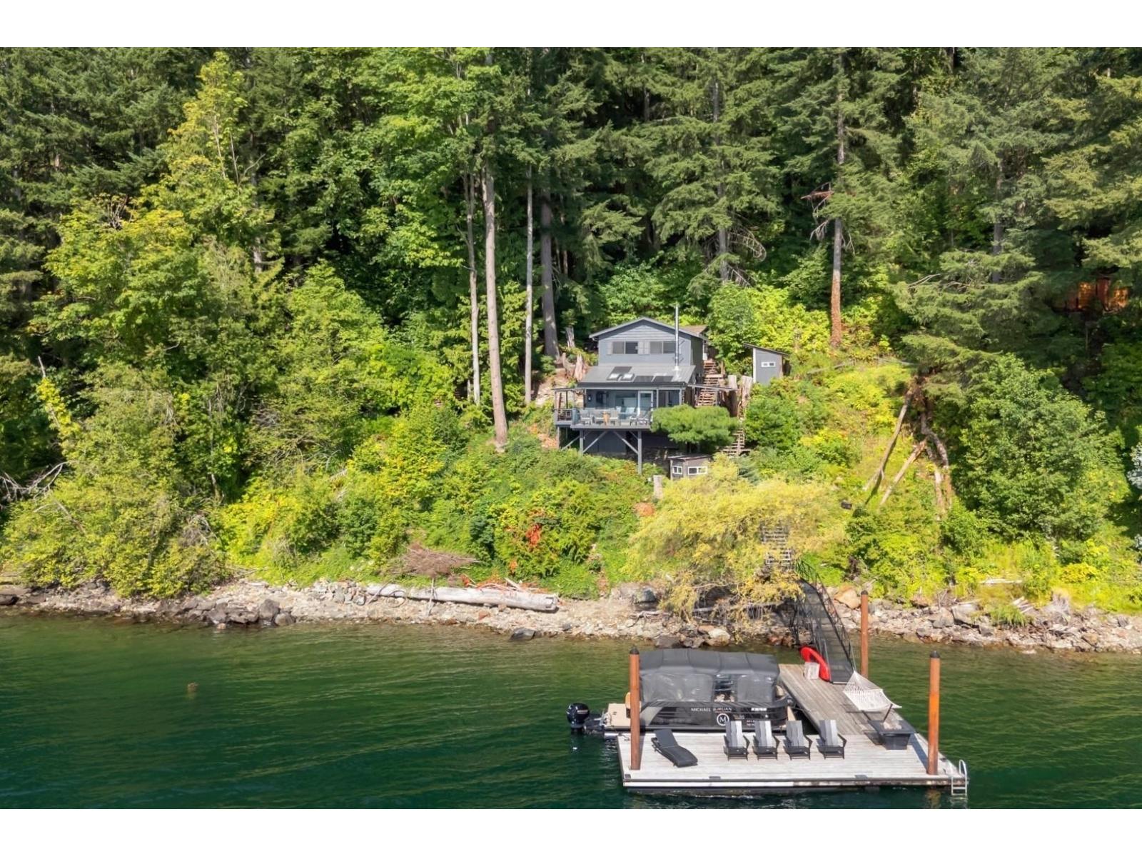 BLK C DL 355 CASCADE BAY, Harrison Lake