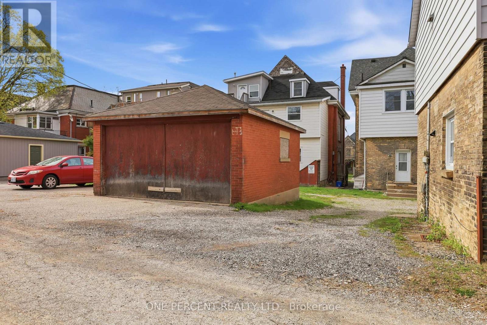 305 CENTRAL AVENUE