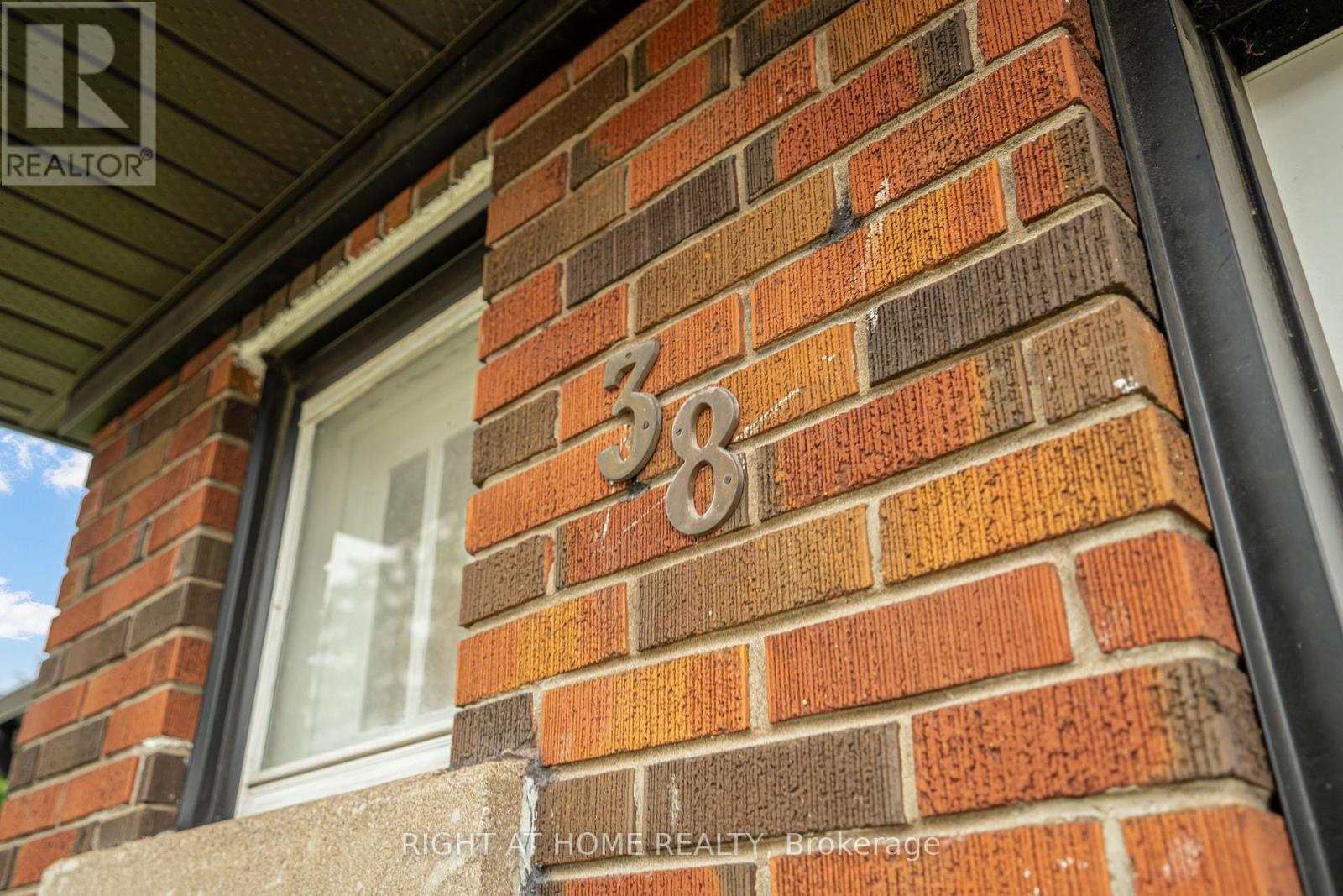 38 WASHINGTON STREET