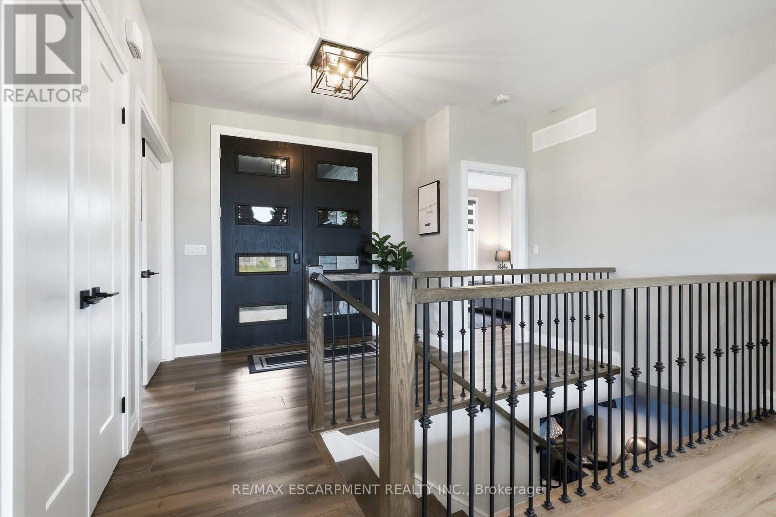 14 HUDSON DRIVE