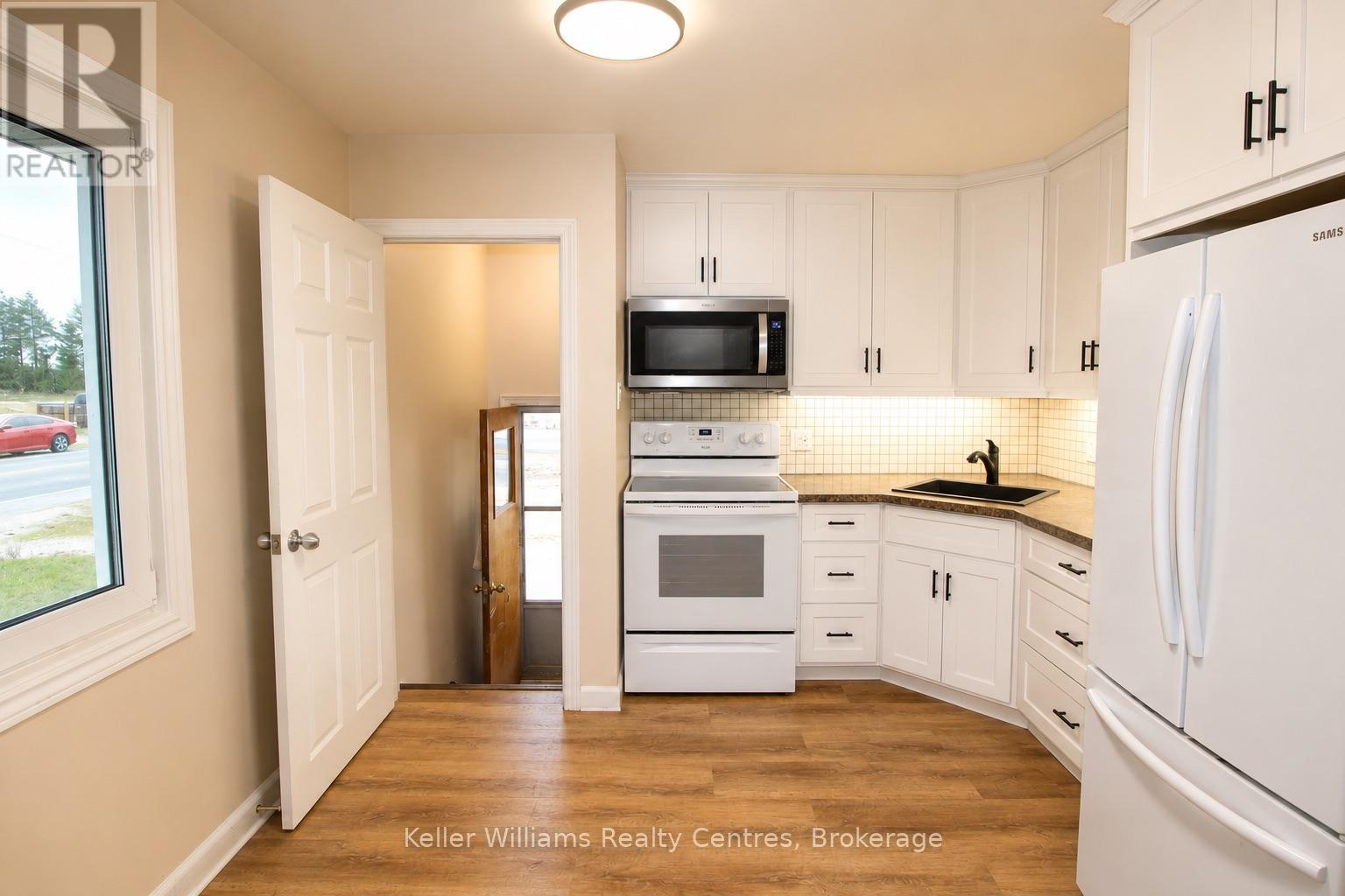 854 GREY ROAD 28