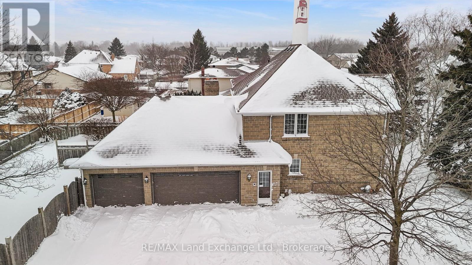 750 MCPHERSON CRESCENT