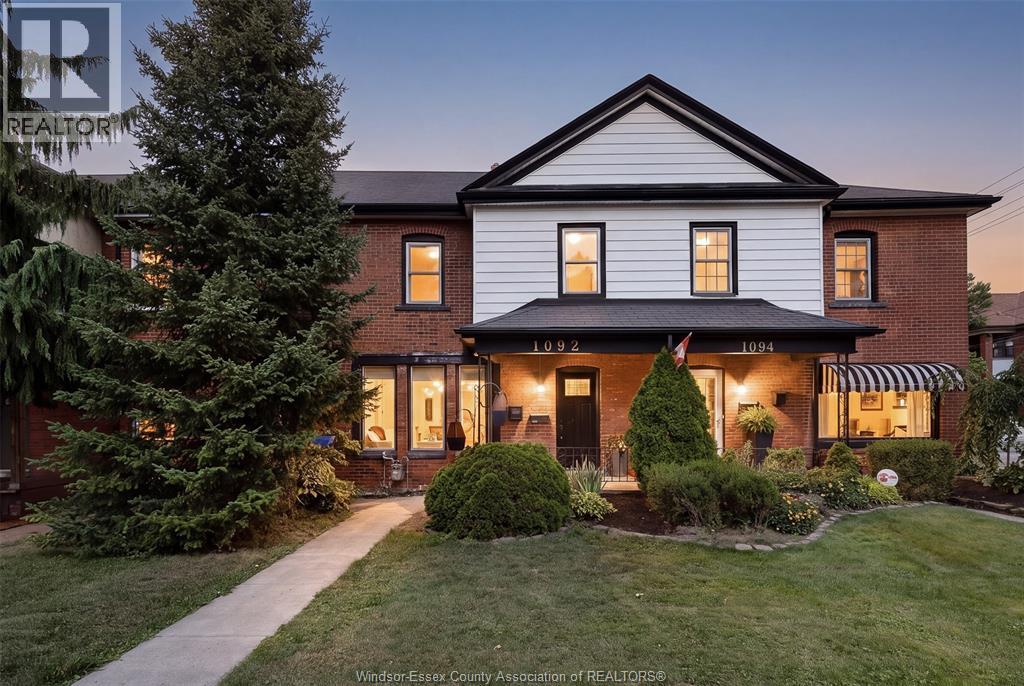 1092 MONMOUTH ROAD