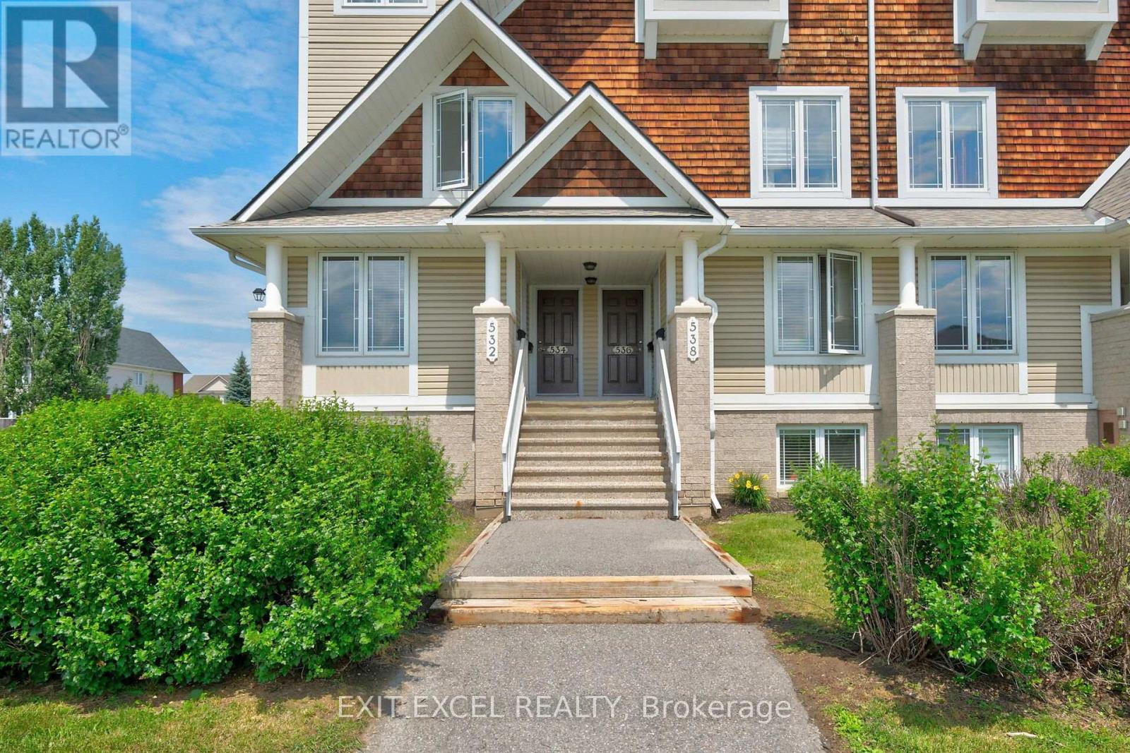 1 - 532 LAKERIDGE DRIVE - Photo 3