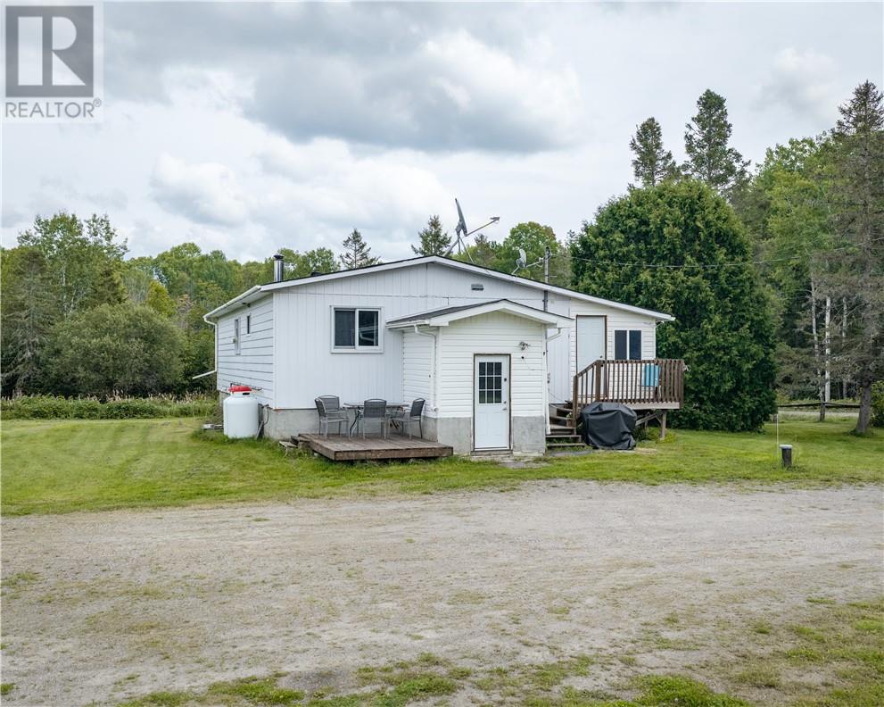 344 RED DEER LAKE ROAD S, SUDBURY, ON P3E 4N1 - Image 728681063.jpeg?d=l