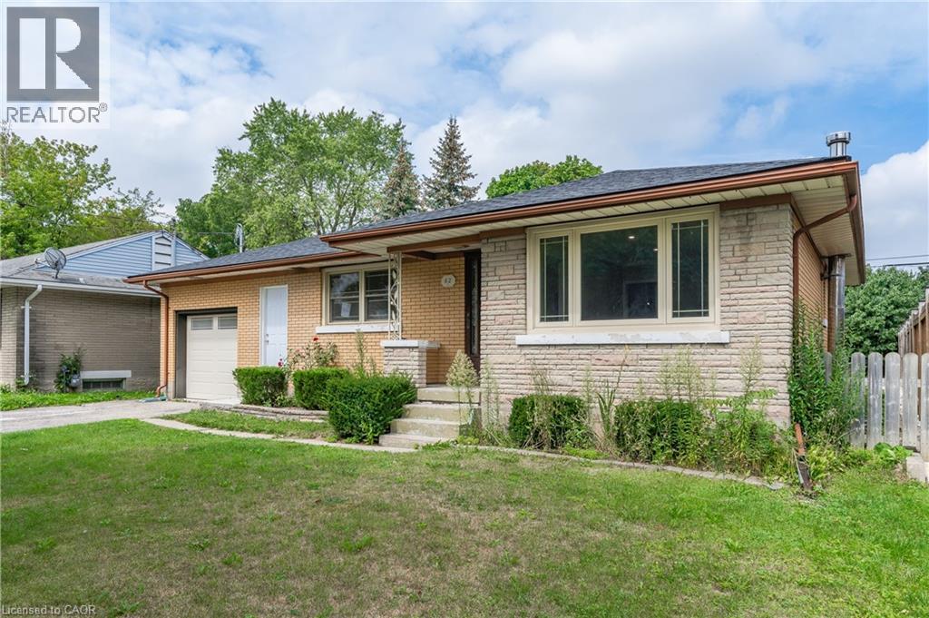62 SANDRA Avenue Unit# Upper