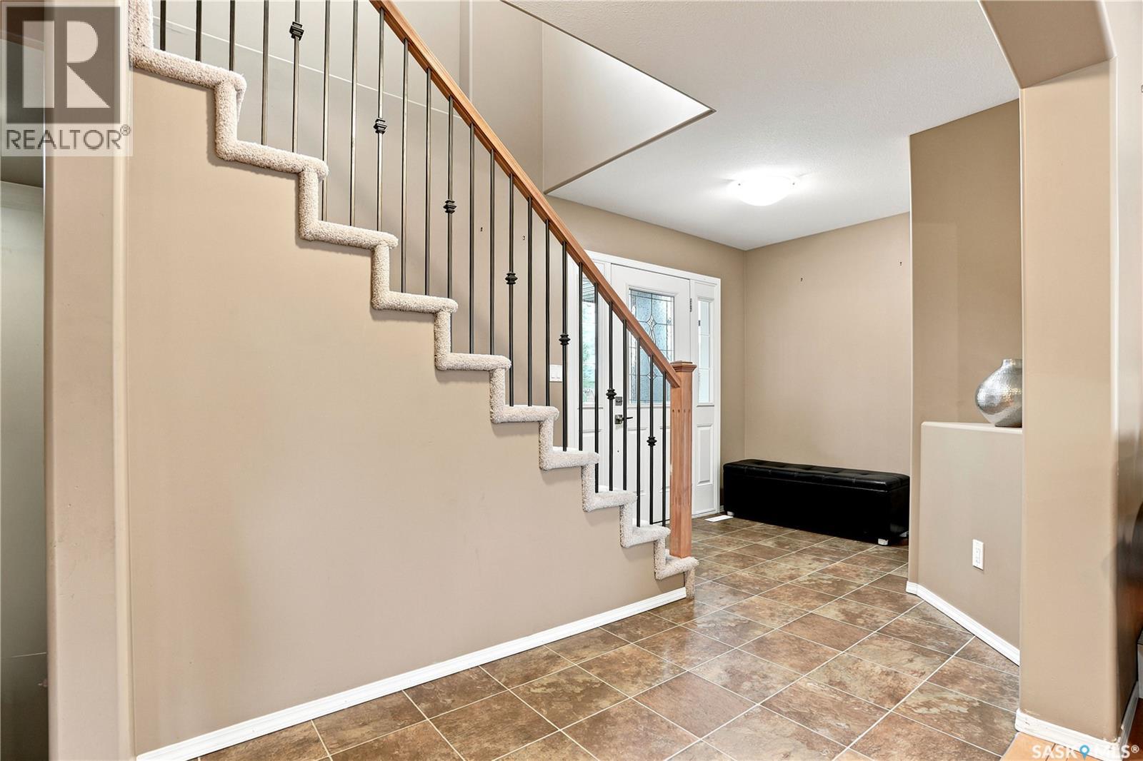110 Stepney CRESCENT