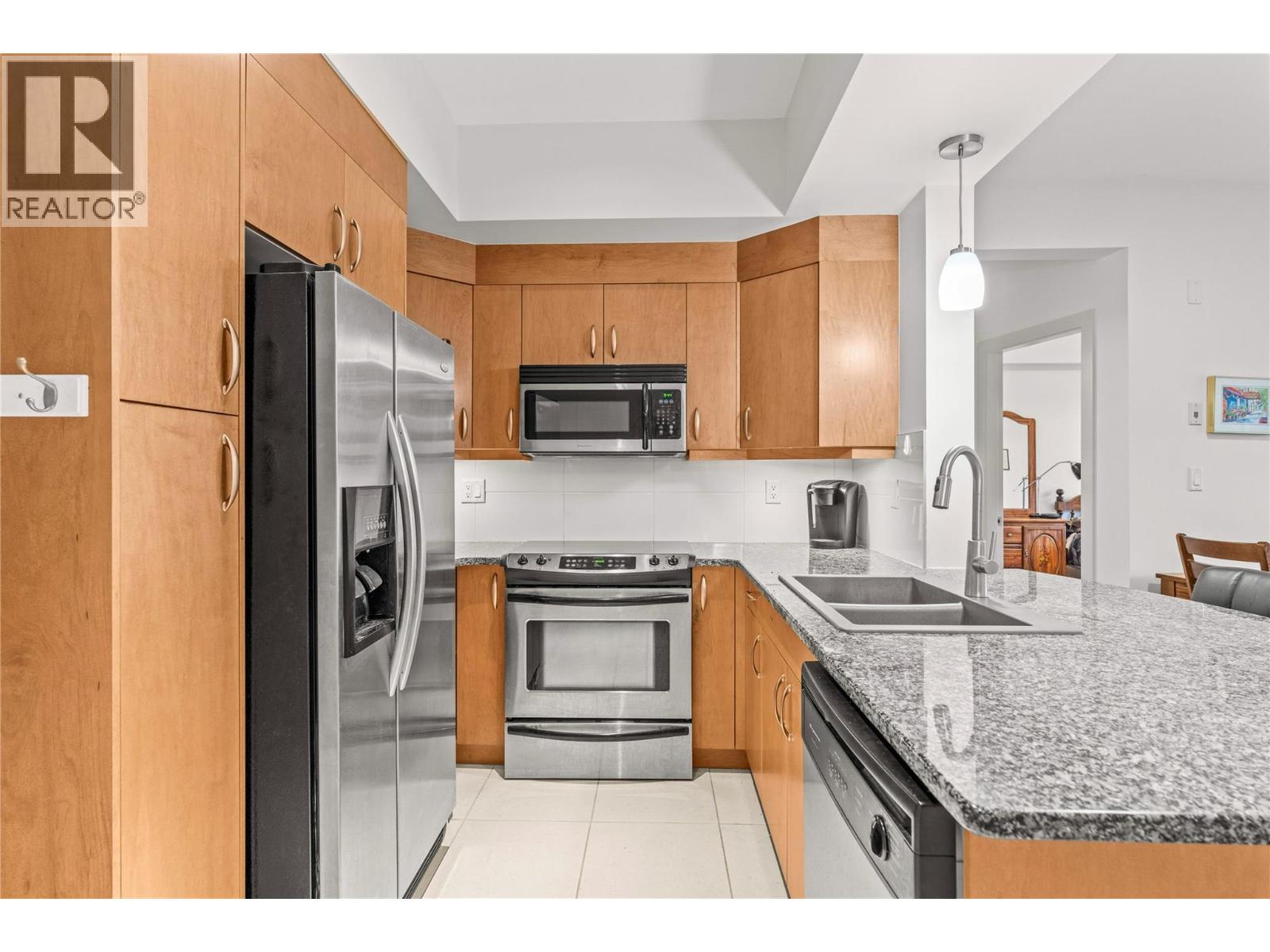 7343 Okanagan Landing Road Unit# 1112